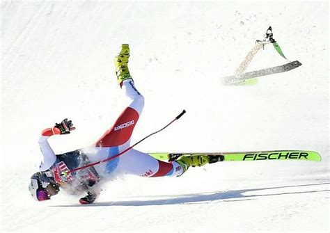 Ski alpin Coupe du monde Descente de Kitzbühel violentes chutes et