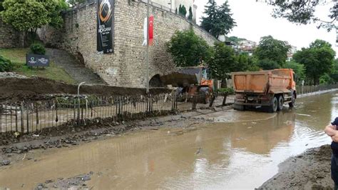 Orduda Sel Ve Heyelan Sonras Kapanan Sahil Yolu Havadan G R Nt Lendi