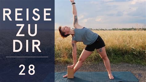 Tag 28 Mondgruß Yoga Programm Für Anfänger Reise Zu Dir Achtsam