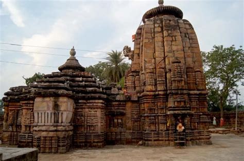 Jaleswar Siva Temple is a Hindu Temple Dedicated to Lord Shiva. It is Shiva temple situated at ...