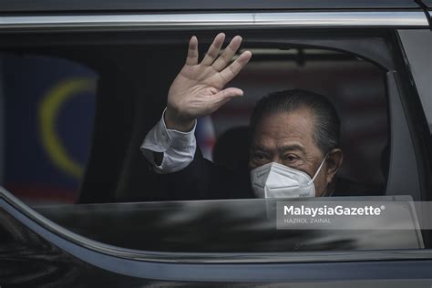 Muhyiddin Pengerusikan Mesyuarat Kabinet