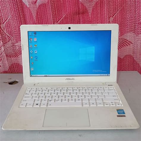 Jual Netbook Asus X200m Putih Intel Celeron Ram 2gb Ssd 128gb Windows