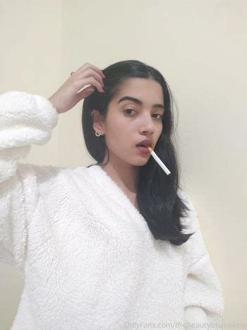 The Beauty Of Smoking Thebeautyofsmoking Nude OnlyFans The Fappening Plus