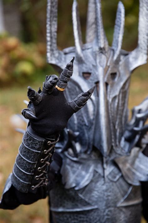 Epic Sauron Costume : 14 Steps (with Pictures) - Instructables