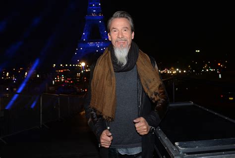 Photo Après des traitements de chimio de rayons Florent Pagny a eu