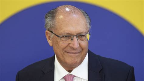 Alckmin diz que BNDES não terá dinheiro do governo para plano à indústria