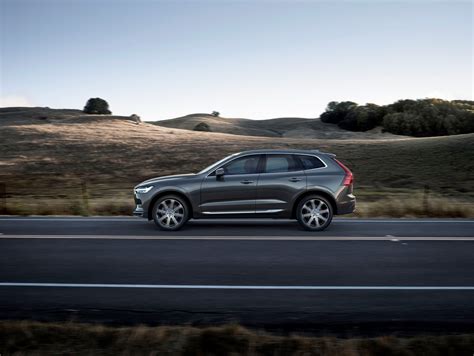 All New Volvo XC60 Priced From 37 205 In The UK Carscoops