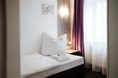 HOTEL NIKOLAI RESIDENCE $80 ($̶9̶5̶) - Updated 2018 Prices & Reviews ...