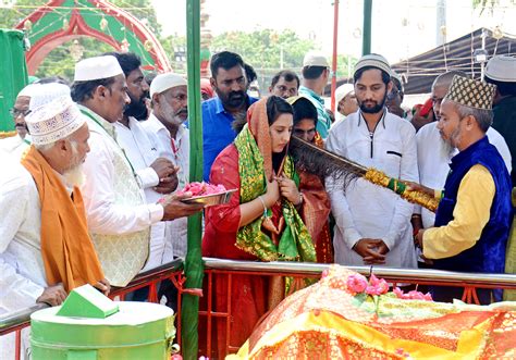 Roti Festival Celebrations Barashahid Dargah At Nellore Sakshi