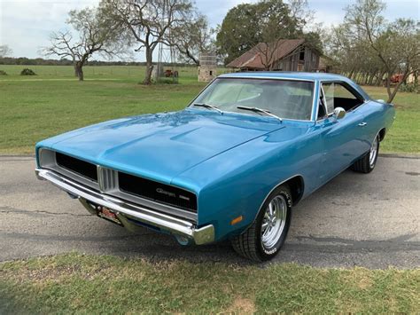 1969 Dodge Charger 440-6 auto ac Sold | Motorious