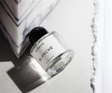 What Does Your Perfume Say About Your Style?