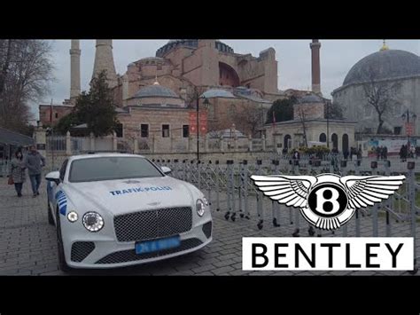 Bentley Polis Otosu Turistler Tramvay Simit Tarihi Yarımada