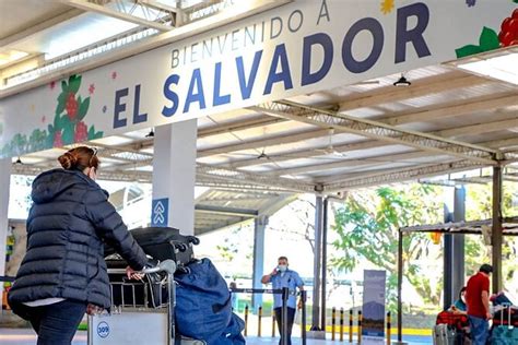 El Salvador's Surf City Arrival Shuttle: La Libertad Beaches