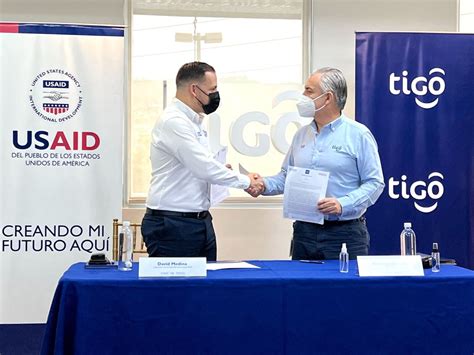 Tigo y USAID suscriben convenio para fortalecer la educación STN HONDURAS