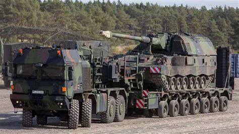 Germany Sends Pzh 2000 155mm Self Propelled Howitzers To Lithuania