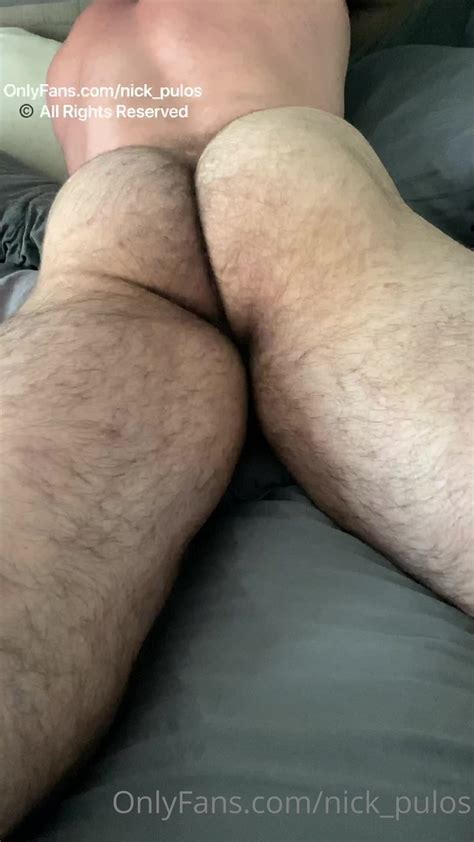 Hunk Teases Ass ThisVid