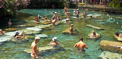 Pamukkale Thermal Pools - Definitive site of Pamukkale, Turkey