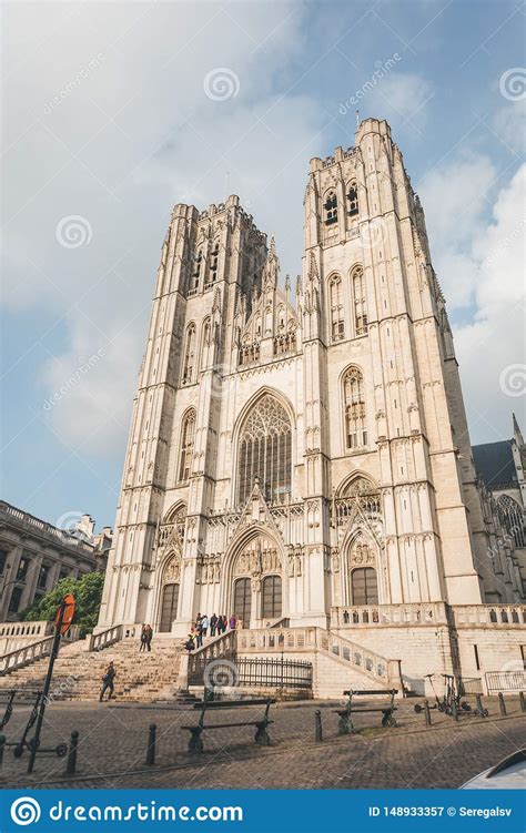 Catedral De Bruselas O Saint Michel Y Catedral De Gudula En Bruselas B