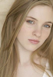 8 Hot Sexy Amanda Bauer Bikini Pics