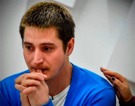 Maxim Lapunov El Primer Gay Ruso En Denunciar Las Torturas En Chechenia CromosomaX