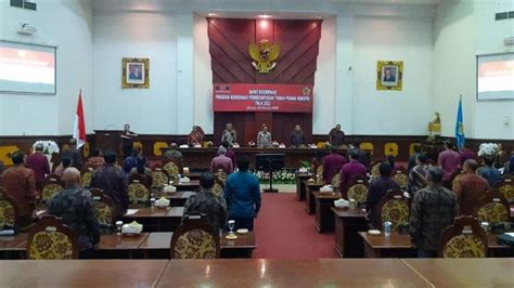 DPRD Gianyar Dan KPK RI Gelar Rakor Tindak Pidana Korupsi Tribun Bali