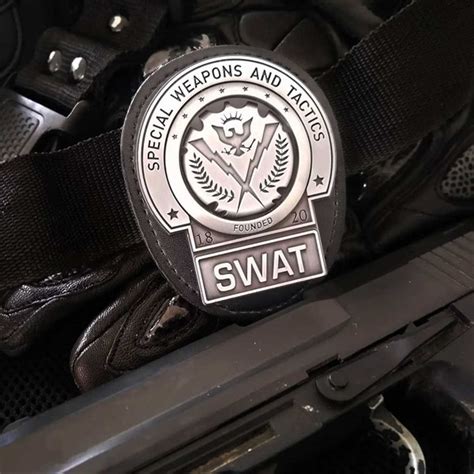 Fanattik Dc The Dark Knight Gotham City Swat Badge Replica Limited