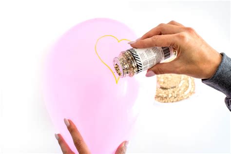 DIY Glitter Balloons - Let's Mingle Blog