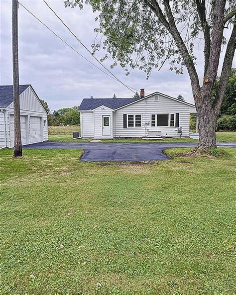 9840 Macon Rd Saline Mi 48176 Mls 20230083289 Zillow