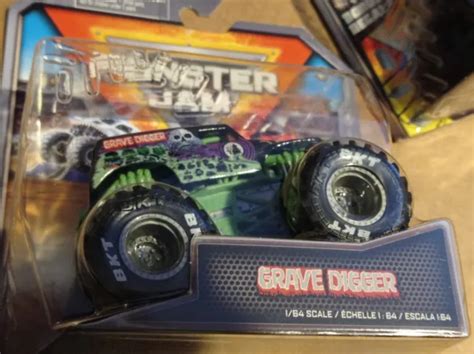 Monster Jam Grave Digger Chase Truck Htf Series Spin Master New