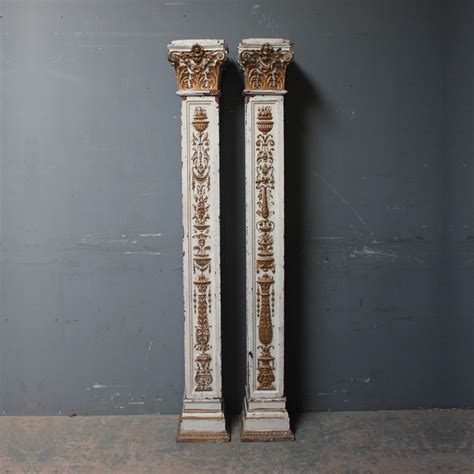 Pair of Decorative Corinthian Wooden Columns - Accessories/Decoration