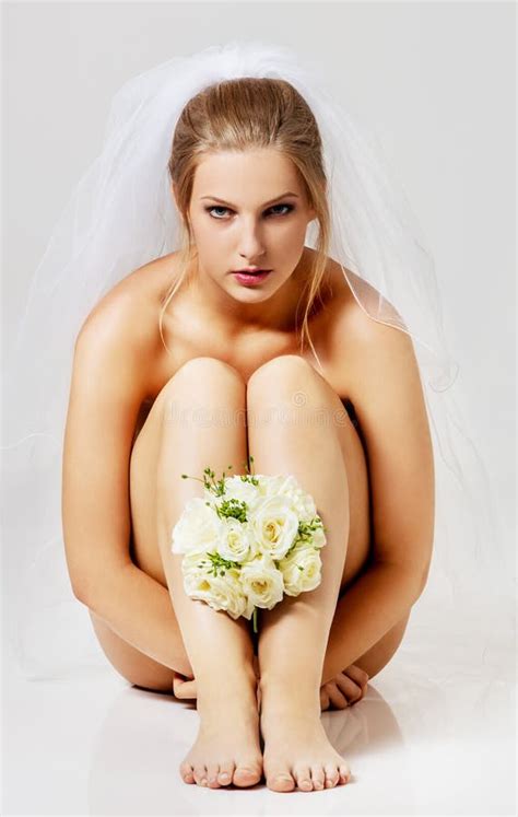 Beautiful Nude Bride In Wedding Veil Stock Image Image Of Caucasian Elegance