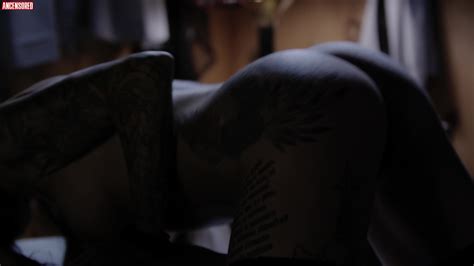 Naked Malice Mcmunn In Appetites