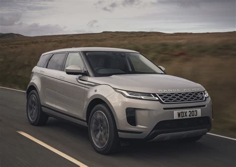 Land Rover apresenta linha 2021 de utilitários esportivos