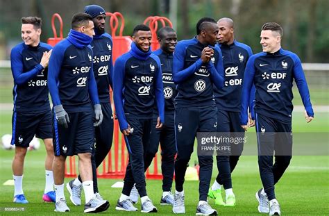 French national football team's Florian Thauvin, midfielder Corentin ...