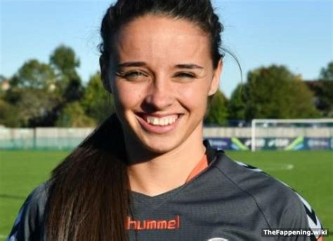 Leigh Nicol Nude Pics Vids The Fappening