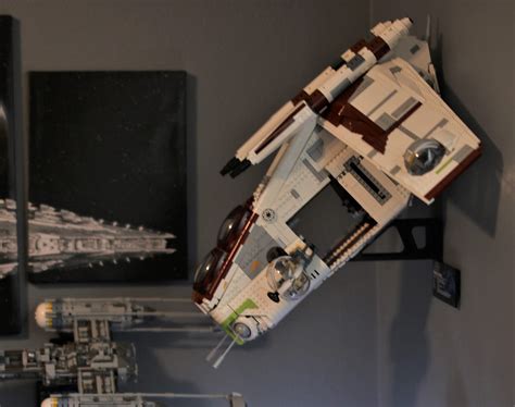 Ultimate Display Solutions Wall Mount Display For Lego Republic