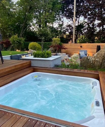 Hot Tub Deck Ideas Timber And Composite Styles Gardeningetc