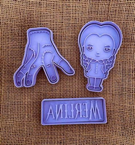 STL File MERLINA Wednesday Friday Addams COOKIE CUTTER CUTTING COOKIES