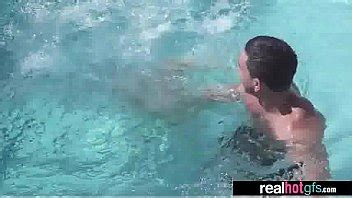 Teen Real Hot GF jojo kiss en la cámara en la película de acción de sexo duro XVIDEOS