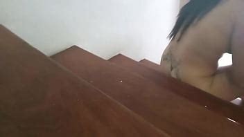 Camera Pegou A Mulher Do Coroa Transando O Porteiro Na Escada XVIDEOS