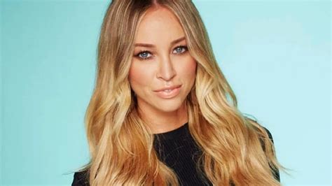 Towie 2015 Lauren Pope Says Relationship With Lewis Bloor Put Her Off