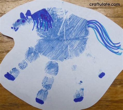 Blue Crafts and Activities {Learning Colours with Brown Bear Series ...