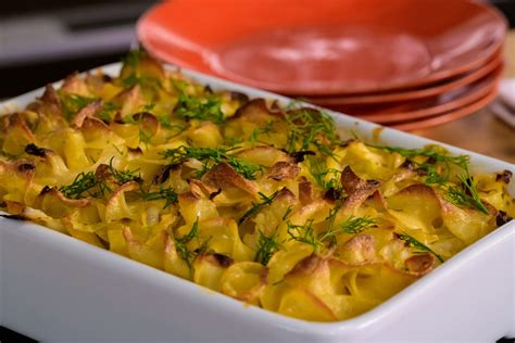 Celebrate Hanukkah with this creamy noodle kugel recipe | Noodle kugel recipe, Recipes, Recipe ...