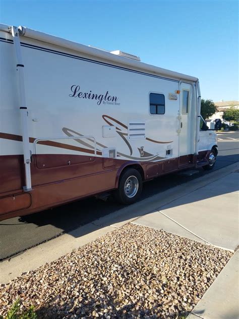 2004 Forest River Lexington 255DS Class C RV For Sale By Owner In