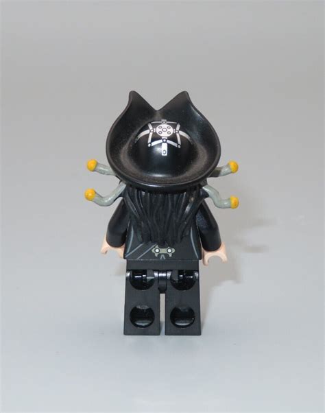 Lego Blackbeard Minifigure Pirates Of The Caribbean 4195 Queen Annes