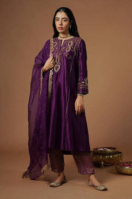 Buy Purple Silk Chanderi Embroidered Floral Notched Neck Flared Kurta