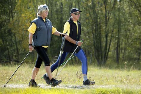 Nordic Walking Das Sollten Sie F R Den Einstieg Wissen Ihre Vorsorge