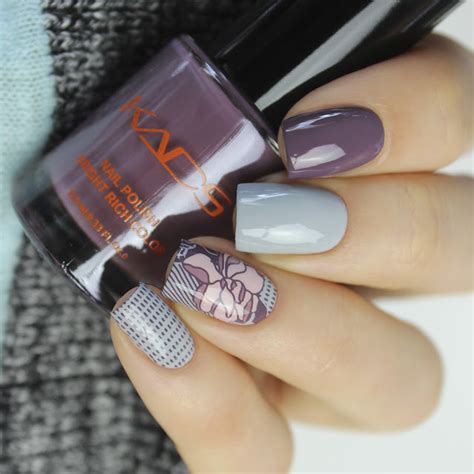 Kinetics Nude Different