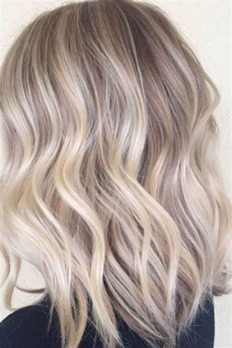 Best Ash Blonde Lob With Subtle Waves