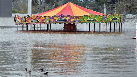 Unwetter Australien Hochwasser In Sydney Schwere Berschwemmungen